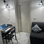La Residenza Di Giovanni 10 Min To Airport And Center Easy Parking Mega Wifi Апартаменты