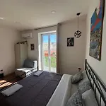 La Residenza Di Giovanni 10 Min To Airport And Center Easy Parking Mega Wifi Апартаменты Неаполь