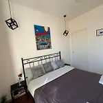 Апартаменты La Residenza Di Giovanni 10 Min To Airport And Center Easy Parking Mega Wifi Неаполь