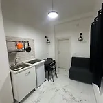 La Residenza Di Giovanni 10 Min To Airport And Center Easy Parking Mega Wifi Апартаменты