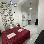 La Residenza Di Giovanni 10 Min To Airport And Center Easy Parking Mega Wifi