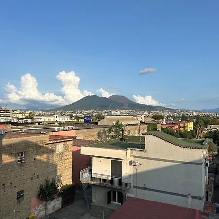 La Residenza Di Giovanni 10 Min To Airport And Center Easy Parking Mega Wifi * 나폴리
