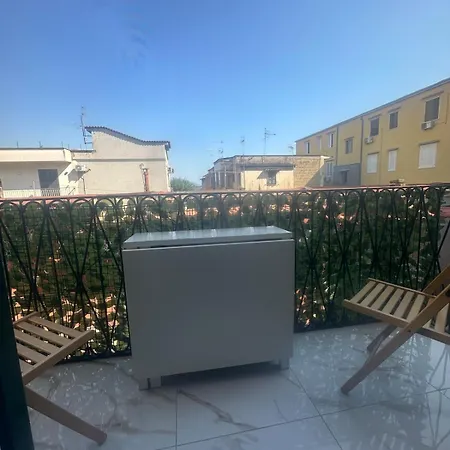 La Residenza Di Giovanni 10 Min To Airport And Center Easy Parking Mega Wifi * 나폴리