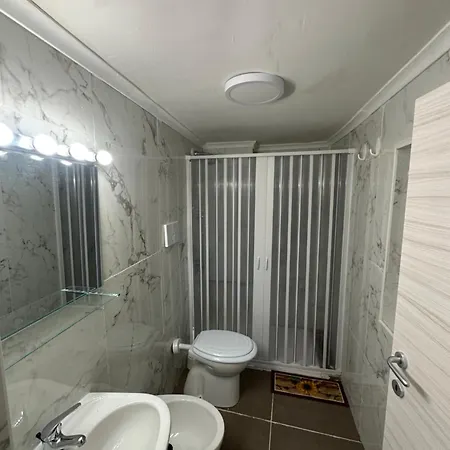La Residenza Di Giovanni 10 Min To Airport And Center Easy Parking Mega Wifi 아파트 나폴리