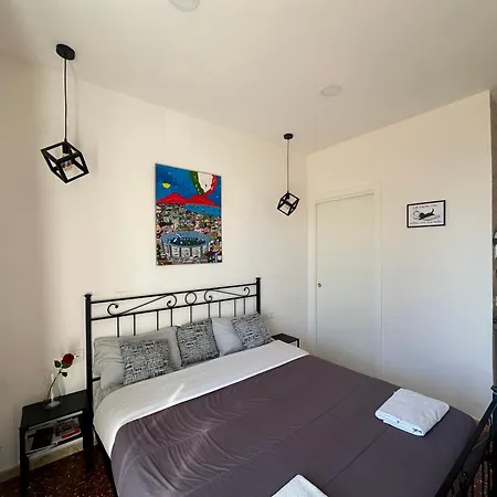 La Residenza Di Giovanni 10 Min To Airport And Center Easy Parking Mega Wifi Апартаменты *