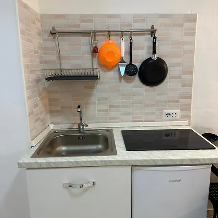 La Residenza Di Giovanni 10 Min To Airport And Center Easy Parking Mega Wifi 아파트