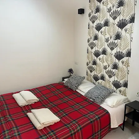 La Residenza Di Giovanni 10 Min To Airport And Center Easy Parking Mega Wifi 아파트 *