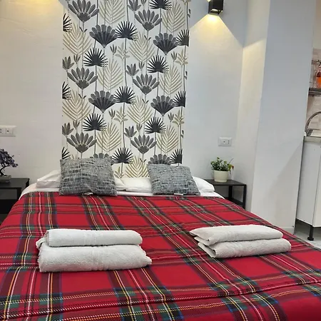 La Residenza Di Giovanni 10 Min To Airport And Center Easy Parking Mega Wifi 아파트 나폴리